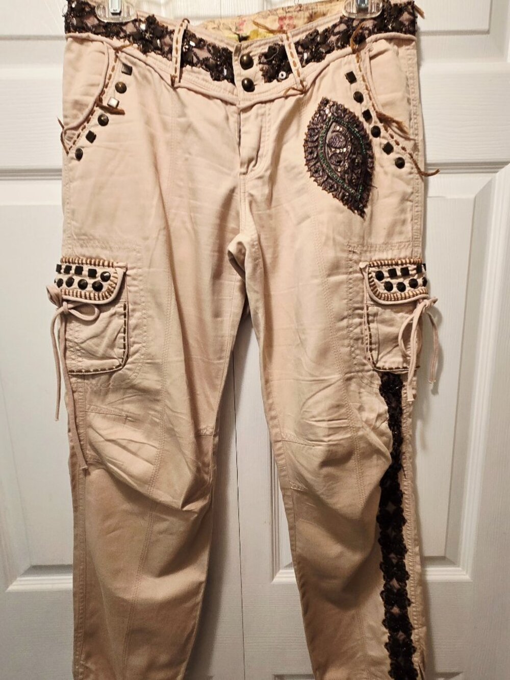 SPICE&ROSES Women's 100% Cotton Beige Embellished Cargo Pants - Size 4
